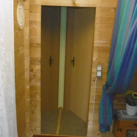 Blockhaus Fuer Fuenf Personen *